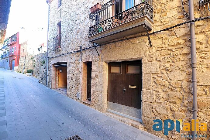 Gran casa de pueblo con piscina, Palamós centro