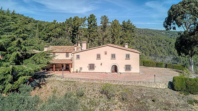 Espectacular Masía en el Montnegre