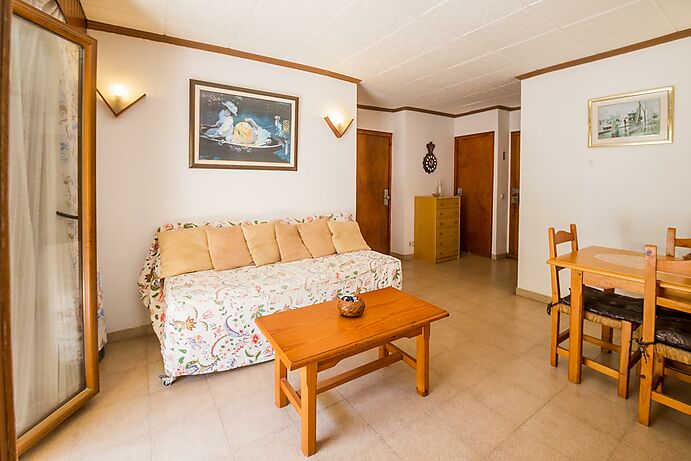 Bonito apartamento cerca del mar